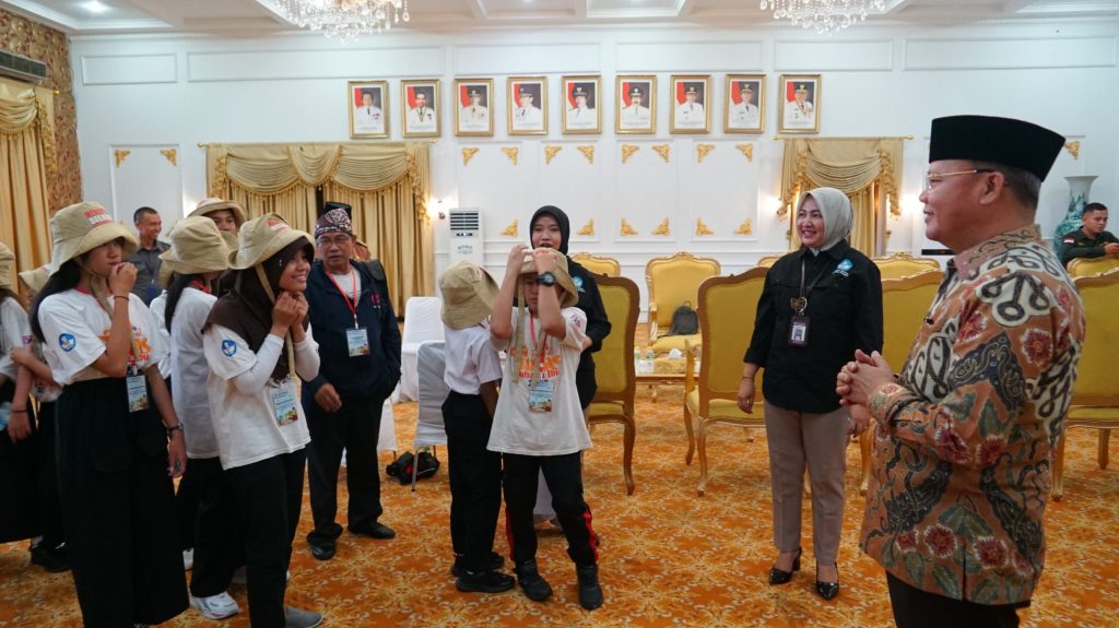 Gubernur Rohidin Beri Dukungan 14 Anak Perwakilan Bengkulu di Ajang FTBI Nasional 2024